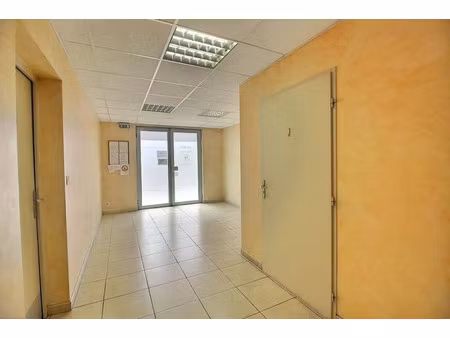 vente locaux professionnels à morestel (38510)  nan €