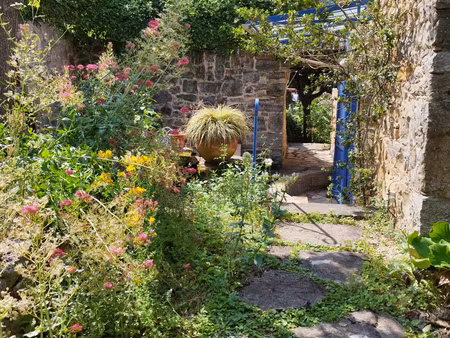 gites  maison d'hôtes avec piscine au coeur des gorges du tarn  15mn de millau  autoroute