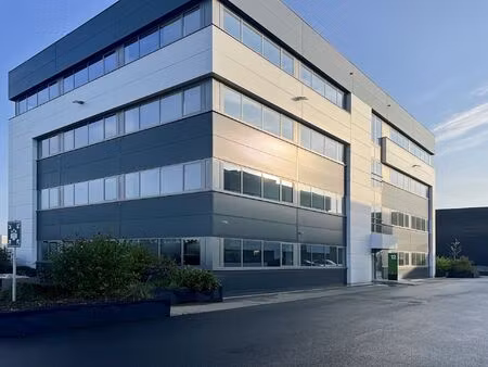 bureaux à louer à rue andre dumont 12 mont-saint-guibert (vwd10039)