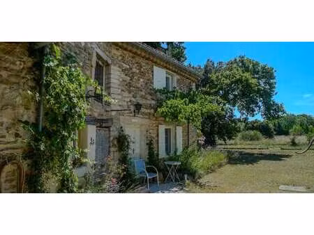 maison avec piscine et jardin richerenches (84)