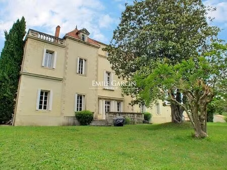 maison de luxe de 250 m2 en location uzès  france