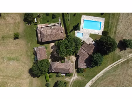 vente maison 26 pièces 800 m² à belves (24170)  905 000 €