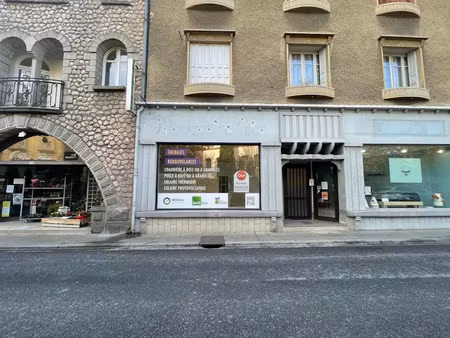 location locaux professionnels à prades (66500)  nan €