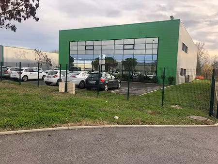 bureaux et entrepôt  emplacement stratégique au nord de toul