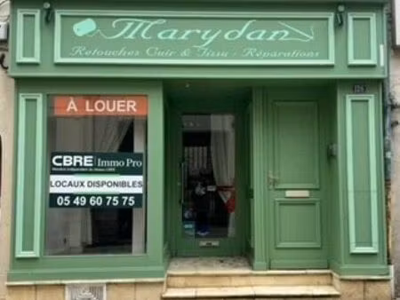 location commerce chatellerault 47 m²