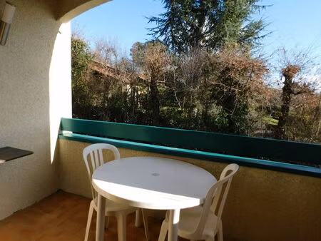 location appartement 1 pièce 24 m² à cazaubon (32150)