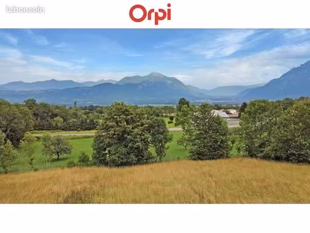 terrain 1 742 m² etaux