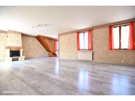 maison 5 pièces 130 m²