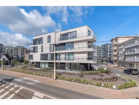 garage te koop in de panne