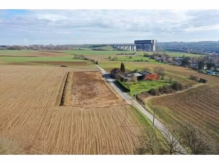 perceel grond voor het bouwen van halfopen bebouwing
