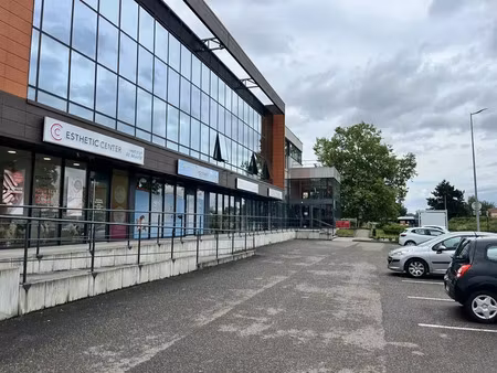 local commercial - excellente a louer