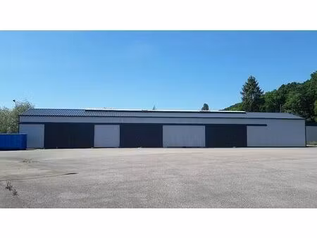 location local d'activités tancarville 1 100 m²