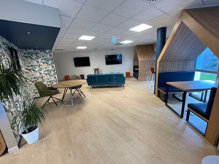 location bureau plougastel daoulas 0 m²
