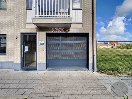 garage te koop in zeebrugge