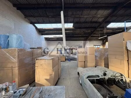entrepot a louer 500m² vaux le penil