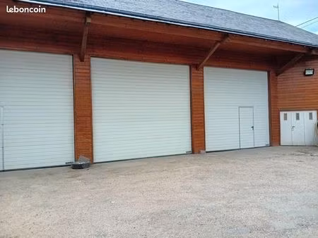local de 150 m²