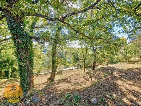 terrain constructible!! la gaude!!