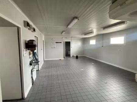 local d'activité a vendre