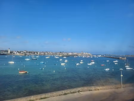vente maison 8 pièces 210 m² à roscoff (29680)  745 600 €