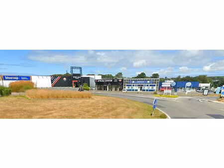 location commerce 400 m² à lannion (22300)