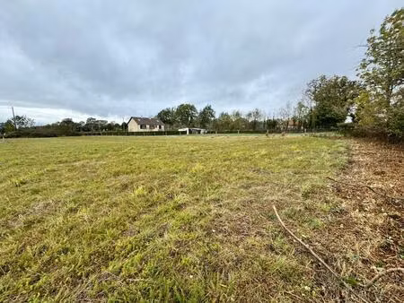 terrain à vendre à boussac bourg