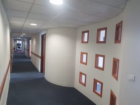 vente local commercial 20 pièces