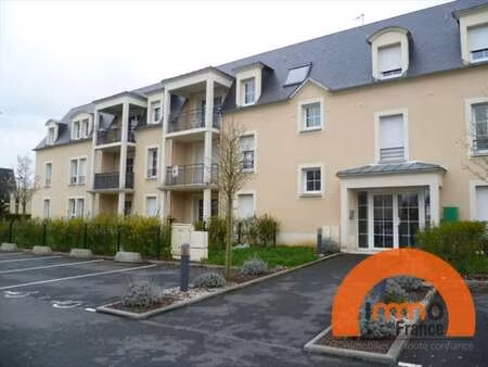 location garage box et parking à démouville (14840) : à louer / 12m² démouville