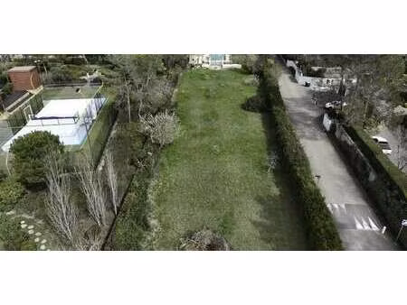 terrain mouans-sartoux (06)