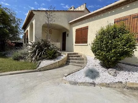 maison lormont proche bordeaux de 250 m² habitables sur 805m² de terrain  6 chambres  2 sa