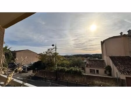 appartement de luxe de 3 chambres en vente à bormes-les-mimosas  france