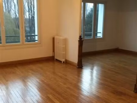 location appartement 3 pièces 80 m² à calais (62100)