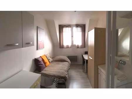 location meublée appartement 1 pièce 11 m² à chambery (73000)  540 €