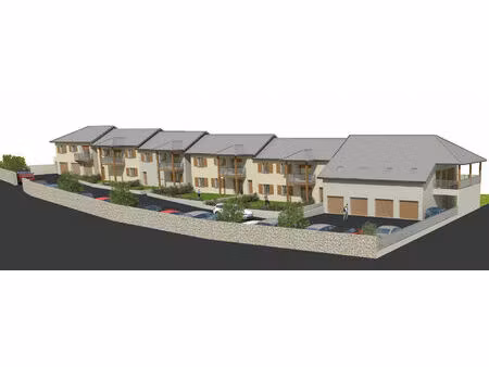 appartement 3 pièces de 63.5 m² et jardin de 121 m²