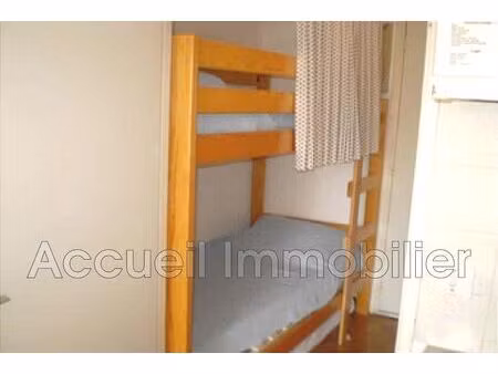 location appartement 1 pièce 23 m² à le grau-du-roi (30240)