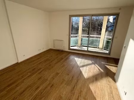 location appartement 2 pièces 46 m² à livry-gargan (93190)  850 €