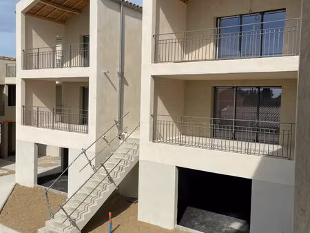 vente appartement 3 pièces 72 m² saint-gilles (30800)