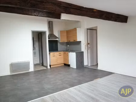 vente appartement 2 pièces 41 m² saintes (17100)