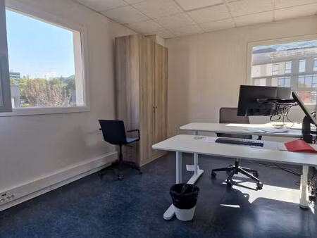 location bureau 2 pièces 32 m² à seyssinet-pariset (38170)