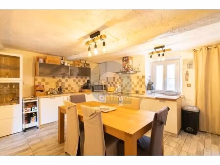 appartement castellar 5 pieces triplex