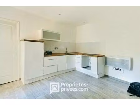 appartement rdc + petit extérieur utelle 3 pièce(s) 48 m2