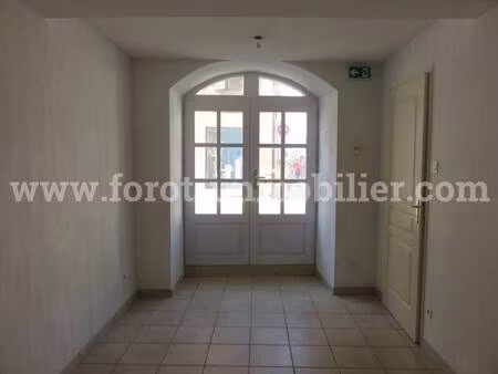 location bureau 2 pièces 40 m² à vernoux-en-vivarais (07240)