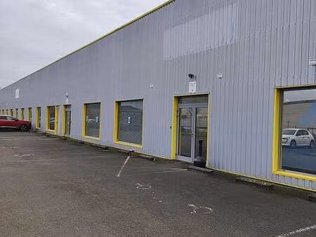 location bureau echire 376 m²