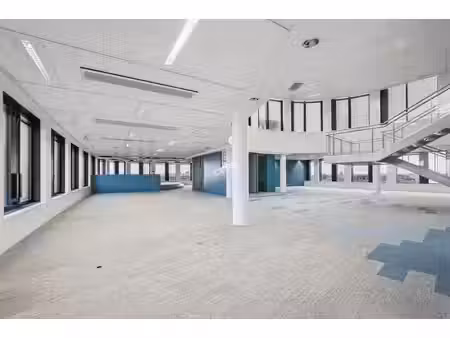 location bureau la garenne colombes 11 210 m²