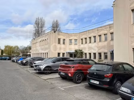 location bureau la penne sur huveaune 13821