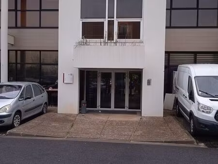 colocation de bureaux lognes 170 m2