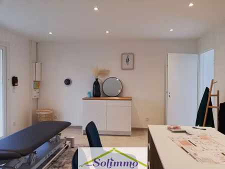 location bureau 23 m² à saint-andré-le-gaz (38490)