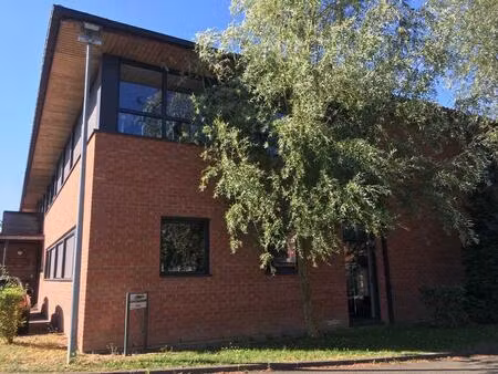 bureaux lumineux à louer