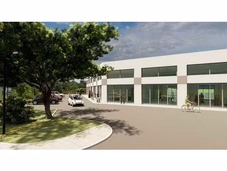 location commerce 182 m² à alata (20167)