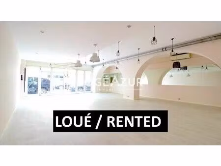 location commerce 2 pièces 62 m² à antibes (06600)