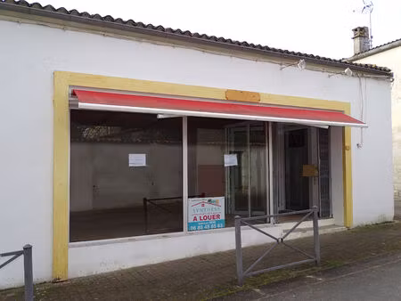 location commerce 1 pièce 165 m² à chaniers (17610)
